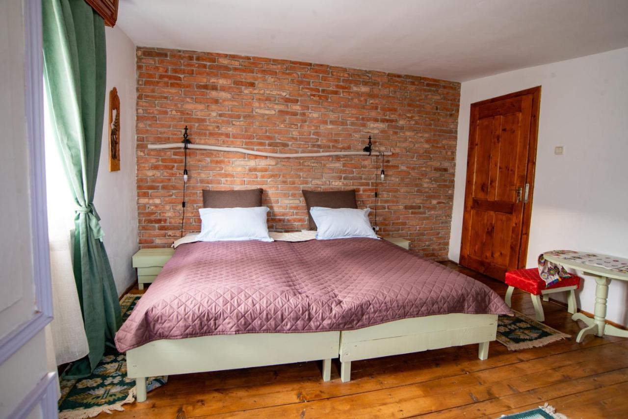 Appartement Surasul Muntelui à Dragoslavele Extérieur photo